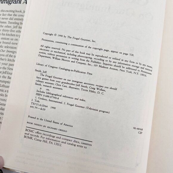 The Frugal Gourmet on Our Immigrant Ancestors Hardcover 1990 - Picture 7 of 11